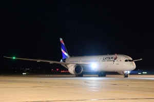&ldquo;La gente sali&oacute; volando&rdquo;, terror en un avi&oacute;n de Latam que sufri&oacute; un incidente t&eacute;cnico