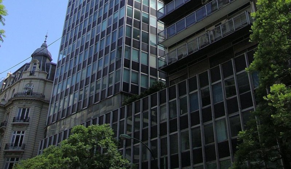 Turismo en Argentina,  como una Secretar&iacute;a del Ministerio del Interior o de Econom&iacute;a?