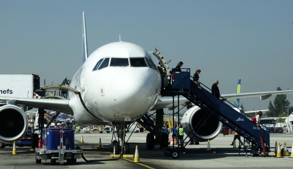 Precios de pasajes a&eacute;reos en Chile podr&iacute;an experimentar importante alza