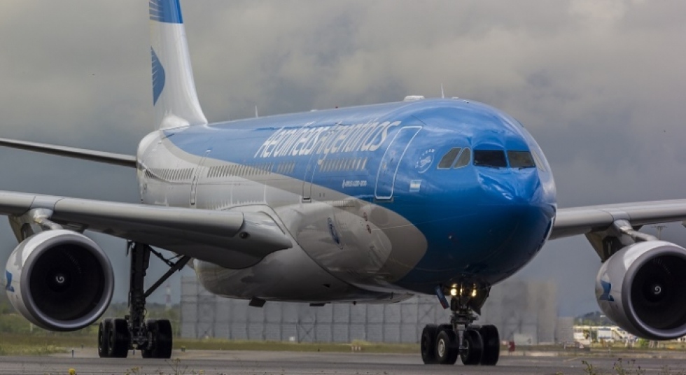 Latam Airlines se echa atr&aacute;s en la compra de Aerol&iacute;neas Argentinas