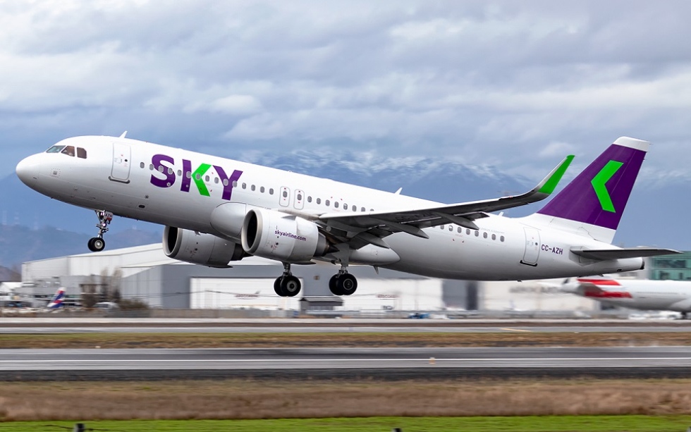 SKY lanza nuevos vuelos desde Montevideo a Miami v&iacute;a Lima