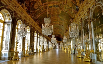 La impresionante Galer&iacute;a de los espejos, en el Castillo de Versalles