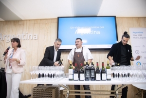 Argentina despleg&oacute; su oferta gastron&oacute;mica en la tercera jornada de #FITUR2020
