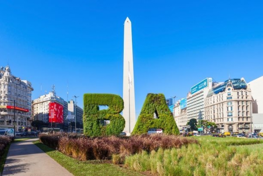 Argentina: Ministro de Trabajo se re&uacute;ne con entidades empresariales del turismo