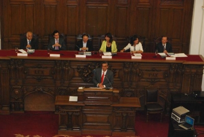 Ministro de Econom&iacute;a, Fomento y Turismo Pablo Longueira, abriendo el acto