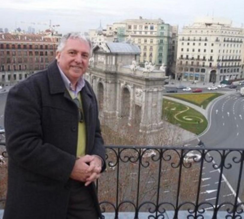 Ariel Bad&aacute;n cesa como Agente Tur&iacute;stico de Uruguay en C&oacute;rdoba