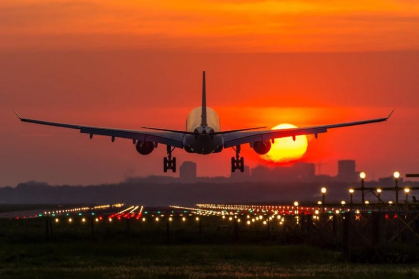 Comisi&oacute;n de Transportes del Congreso debate el Proyecto de la L&iacute;nea A&eacute;rea de Bandera del Per&uacute;