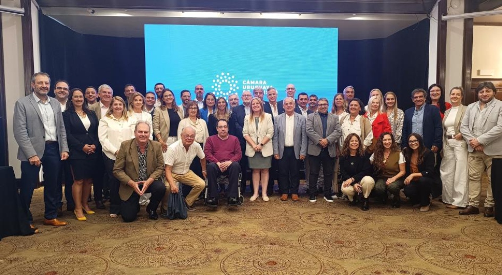 CAMTUR recibi&oacute; a las nuevas autoridades del Ministerio de Turismo