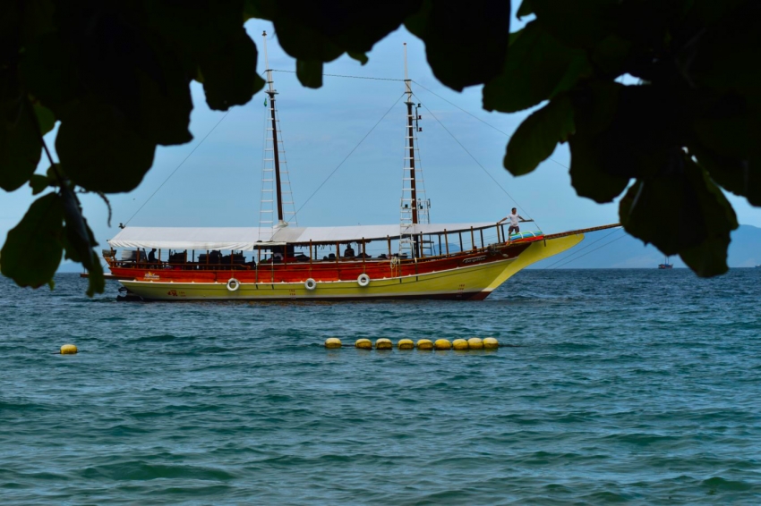 La "Peque&ntilde;a Bahia de los Reyes"