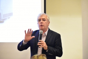 IA: El Nuevo Horizonte de la Industria Tur&iacute;stica presentado por &Aacute;lvaro Mor&eacute;