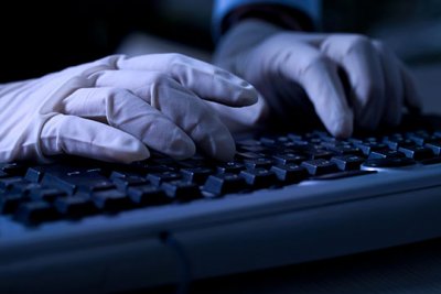 Los hoteles son, luego de los bancos, los m&aacute;s amenazados por los hackers inform&aacute;ticos