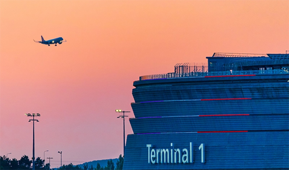 Francia: nueve aerol&iacute;neas siguen sin reembolsar billetes del Covid