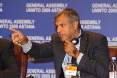 Risi: "A ustedes les gusta el papel de ser un poco inc&oacute;modos"
