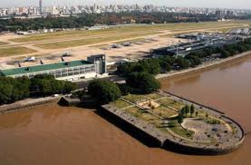 Buscan que solo Aerol&iacute;neas y Austral operen en Aeroparque