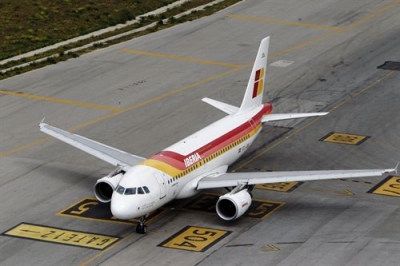 Iberia dejar&aacute; de volar a Atenas, El Cairo, Estambul, Santo Domingo y La Habana