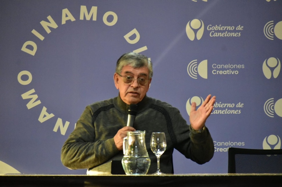 Herrera habl&oacute; del "s&iacute;ndrome de Pluna" y de conectividad a&eacute;rea en el Congreso GHT