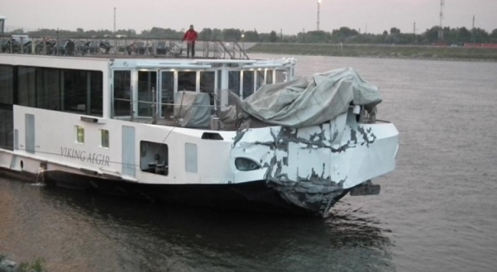 Numerosos heridos por la colisi&oacute;n de un crucero en el r&iacute;o Danubio