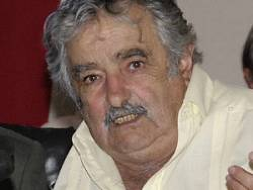 Tres interesados en aviones de la exPluna, seg&uacute;n Mujica