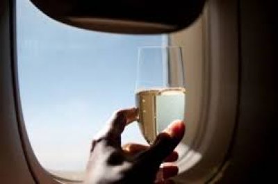 50 a&ntilde;os de vida de champagne y cero milla