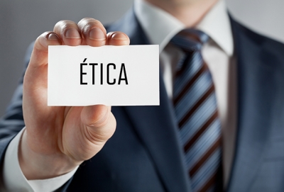 &Eacute;tica en el turismo