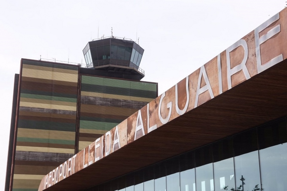Comienzan huelgas en las torres de control privatizadas de los aeropuertos espa&ntilde;oles