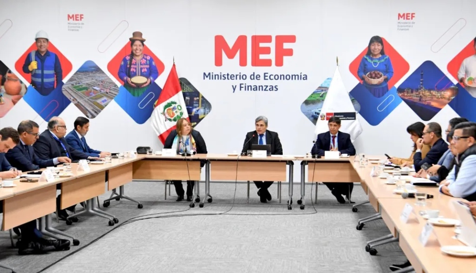Per&uacute;: MEF crea subgrupo de Conectividad A&eacute;rea para impulsar turismo y competitividad