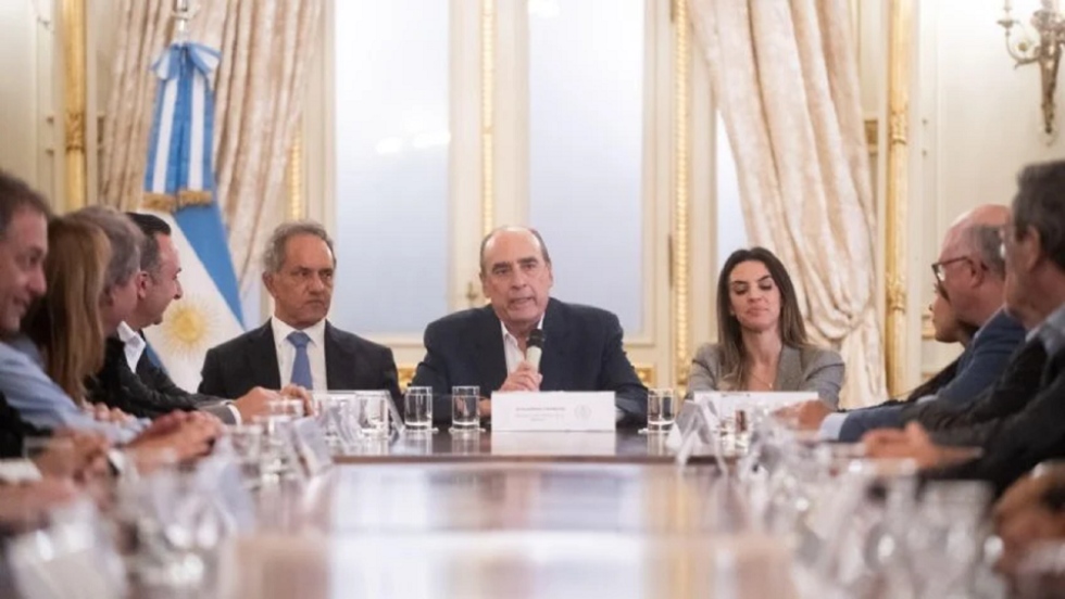 Reuni&oacute;n del Ministro del Interior Guillermo Francos con el sector turismo