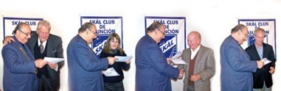 Distinguen a socios honorarios del Skal Club de Asunci&oacute;n