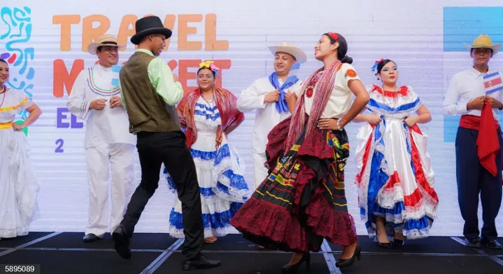 El Salvador inaugura la Feria Centroam&eacute;rica Travel Market
