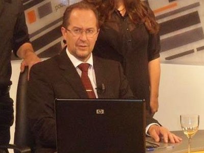 &iquest;Casualidad?, Miguel Nogueira y Raquel Daruech bajados de la programaci&oacute;n de TNU