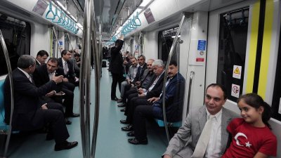 Turqu&iacute;a inaugur&oacute; t&uacute;nel que une Asia y Europa