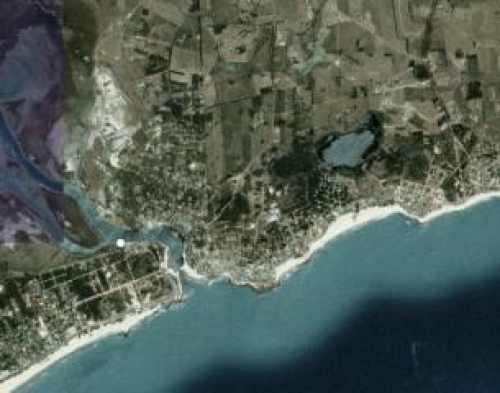 "Como no se sabe qu&eacute; hacer con las ciudades, se hace m&aacute;s ciudad"