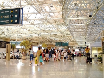 Huelga en aeropuertos brasile&ntilde;os: paran 3 mil trabajadores