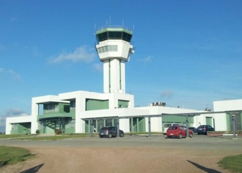 Contin&uacute;an las medidas de No Despegue de los Controladores A&eacute;reos de Uruguay