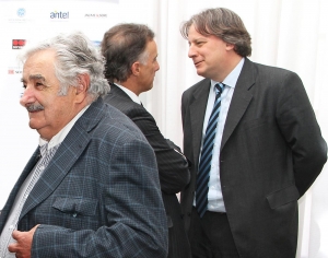 L&oacute;pez Mena vs BROU: &iquest;se puede ignorar en sede judicial un fallo de la Suprema Corte de Justicia?