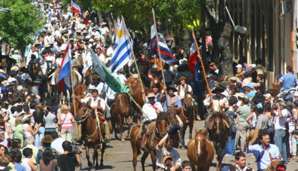 Desfile de la caballer&iacute;a gaucha