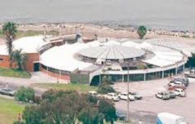 Kib&oacute;n organiza visita de obra