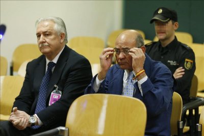 Dos a&ntilde;os y dos meses para D&iacute;az Ferr&aacute;n y Antonio Mata por el fraude en la compra de Aerol&iacute;neas Argentinas