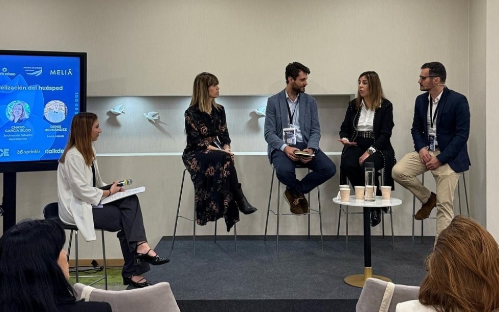 Sonia Faura (TecnoHotel); Beatriz Oficialdegui (Destinia); Jaime Colom (NICE); Charo Garc&iacute;a Silgo (Jardines de Sabatini Apartosuites); Denis Hern&aacute;ndez (Meli&aacute; Hotels International).