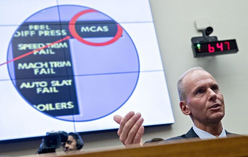 El CEO de Boeing, Dennis Muilenburg, testifica al Congreso sobre 737 MAX por segundo d&iacute;a