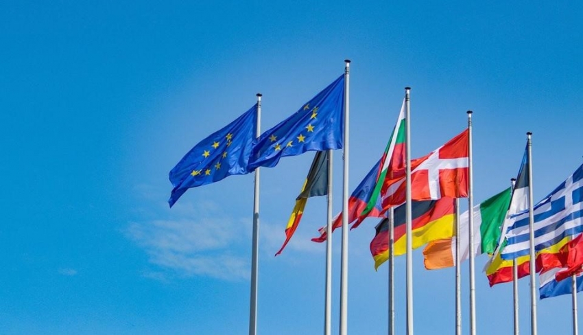 Europa sigue reduciendo requisitos de ingreso de pasajeros