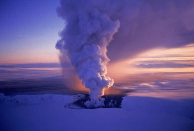 Eurocontrol no prev&eacute; interrupciones en vuelos transatl&aacute;nticos tras la erupci&oacute;n del Gr&iacute;msv&ouml;tn  