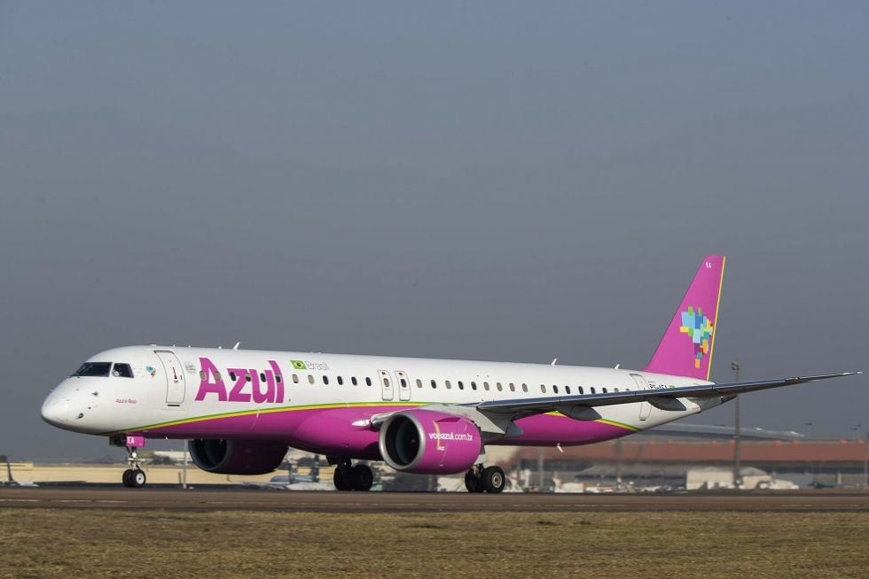 Aeropuerto de Carrasco anuncia nueva ruta de Azul a Brasil