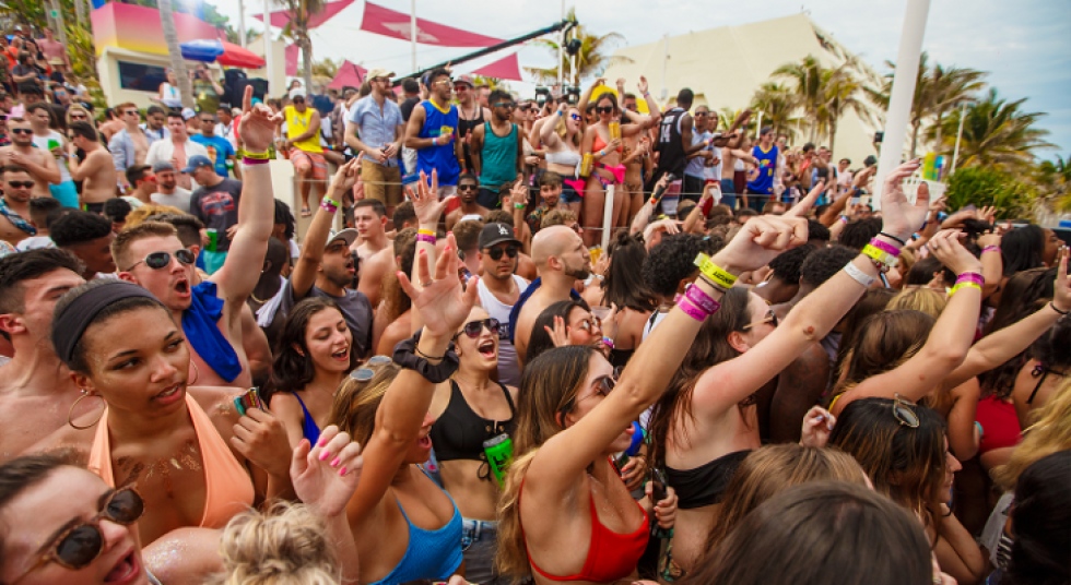 La llegada de los &lsquo;spring breakers&rsquo; al Caribe mexicano sigue cayendo estrepitosamente a&ntilde;o a a&ntilde;o