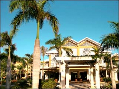 Operadores internacionales eligen a Puntacana Resort &amp; Club como el mejor hotel para el golf en 2010