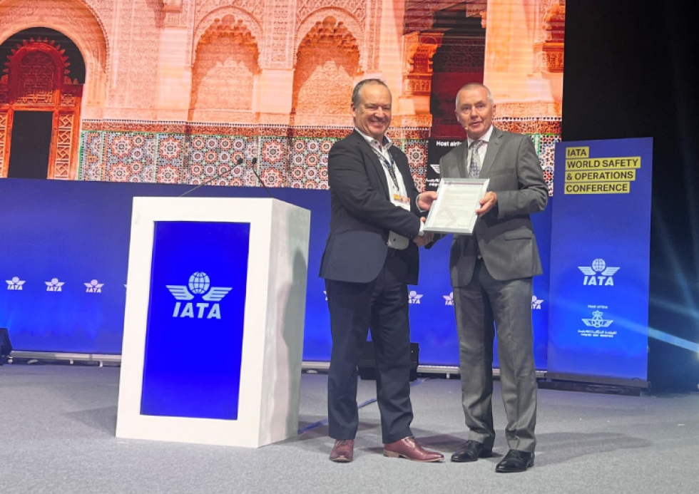 100 aerol&iacute;neas firman la Carta de Liderazgo en Seguridad de IATA