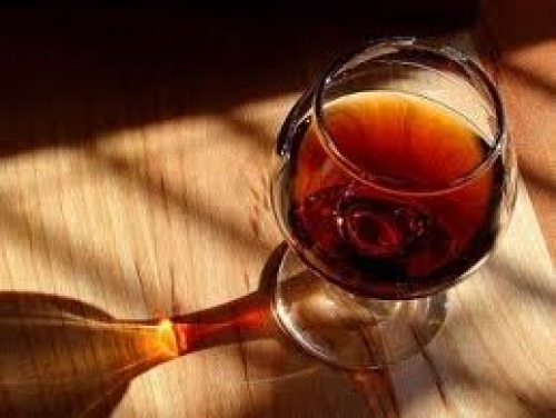  Bodega portuguesa presenta vino de 155 a&ntilde;os