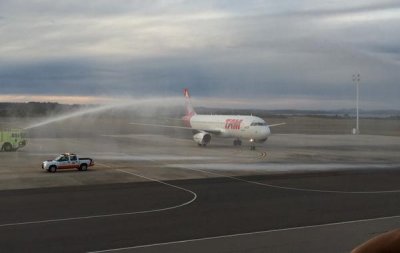 Lleg&oacute; a Punta del Este primer vuelo de TAM desde San Pablo