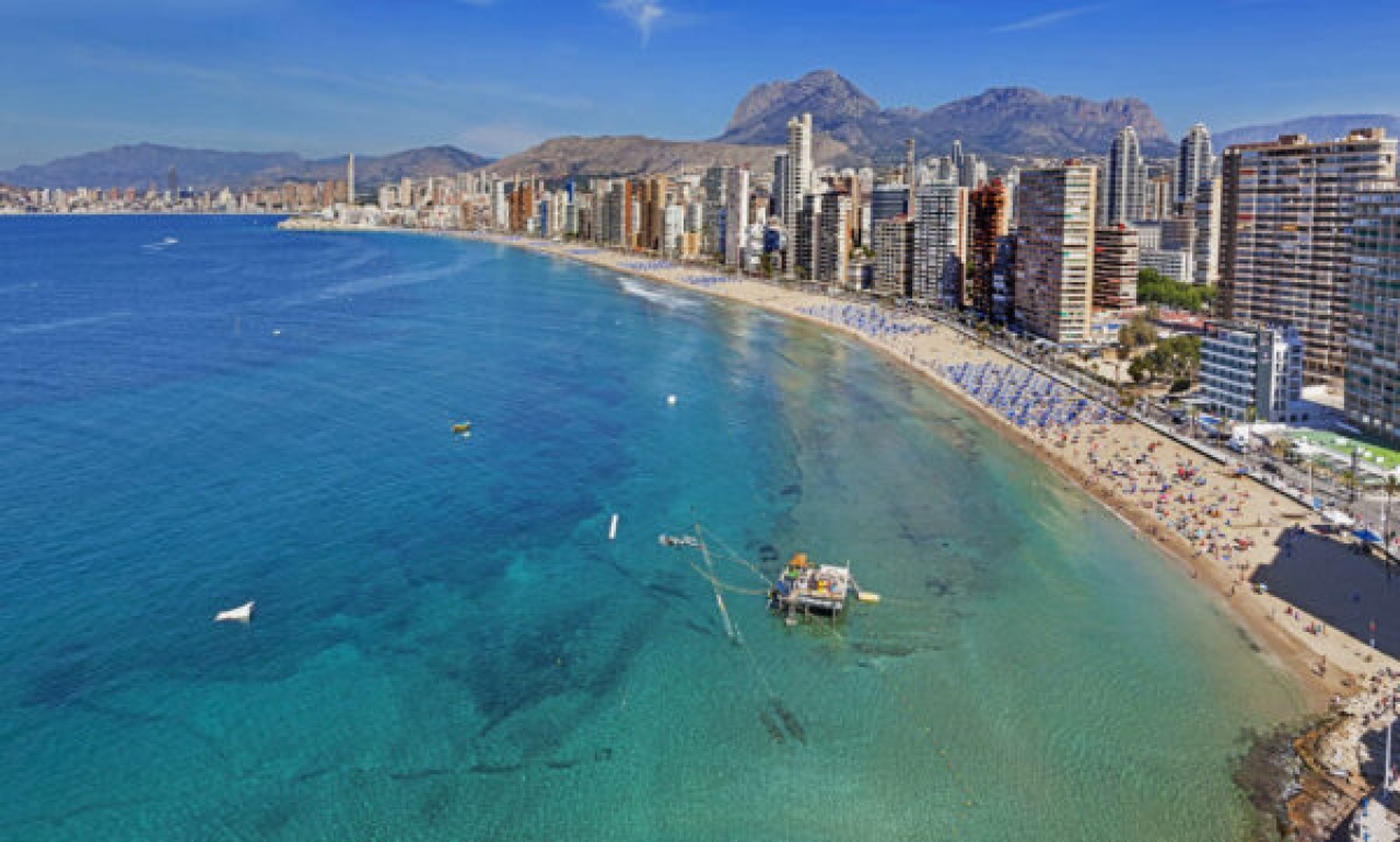 El cambio clim&aacute;tico puede &lsquo;echar&rsquo; al 60% del turismo en Espa&ntilde;a