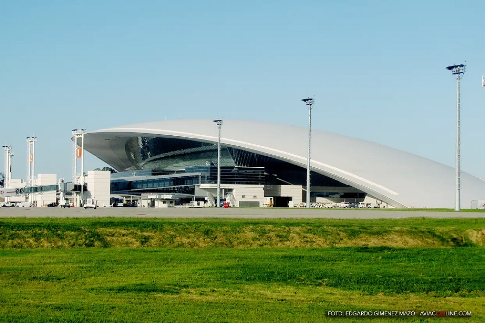 Uruguay y Brasil fortalecen alianza en la gesti&oacute;n del tr&aacute;fico a&eacute;reo sudamericano